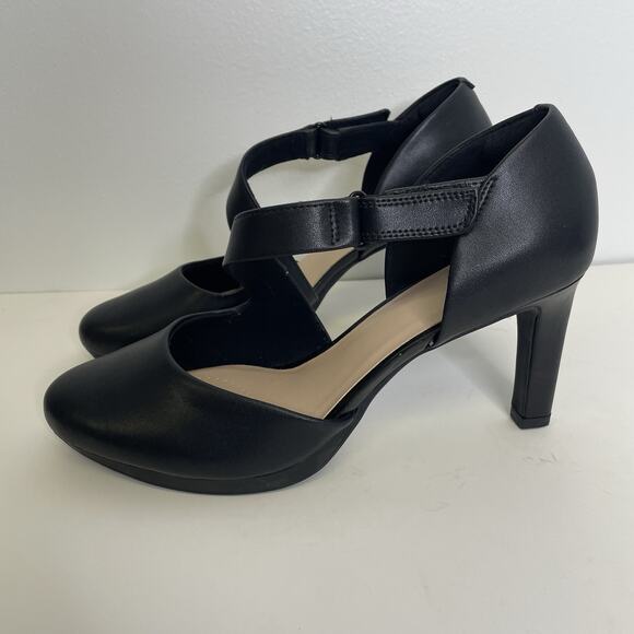 Clark's Ambyr Glow Asymmetrical Comfort Mary Jane Black Leather Pumps Sz 11 - Picture 2 of 7